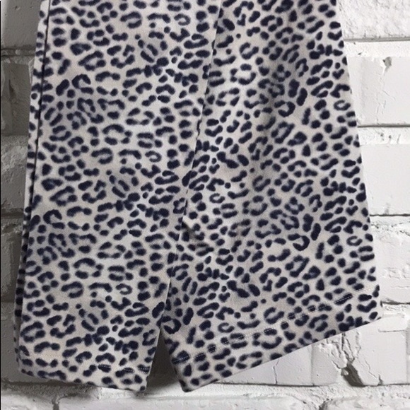 VS Everyday Leopard Print Leggings Tall Small - Picture 4 of 10